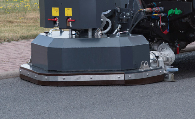 Leistungsstarke Nassreinigung mit innovativer Schrubbertechnologie